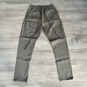 mnml Lightweight Cargo Joggers